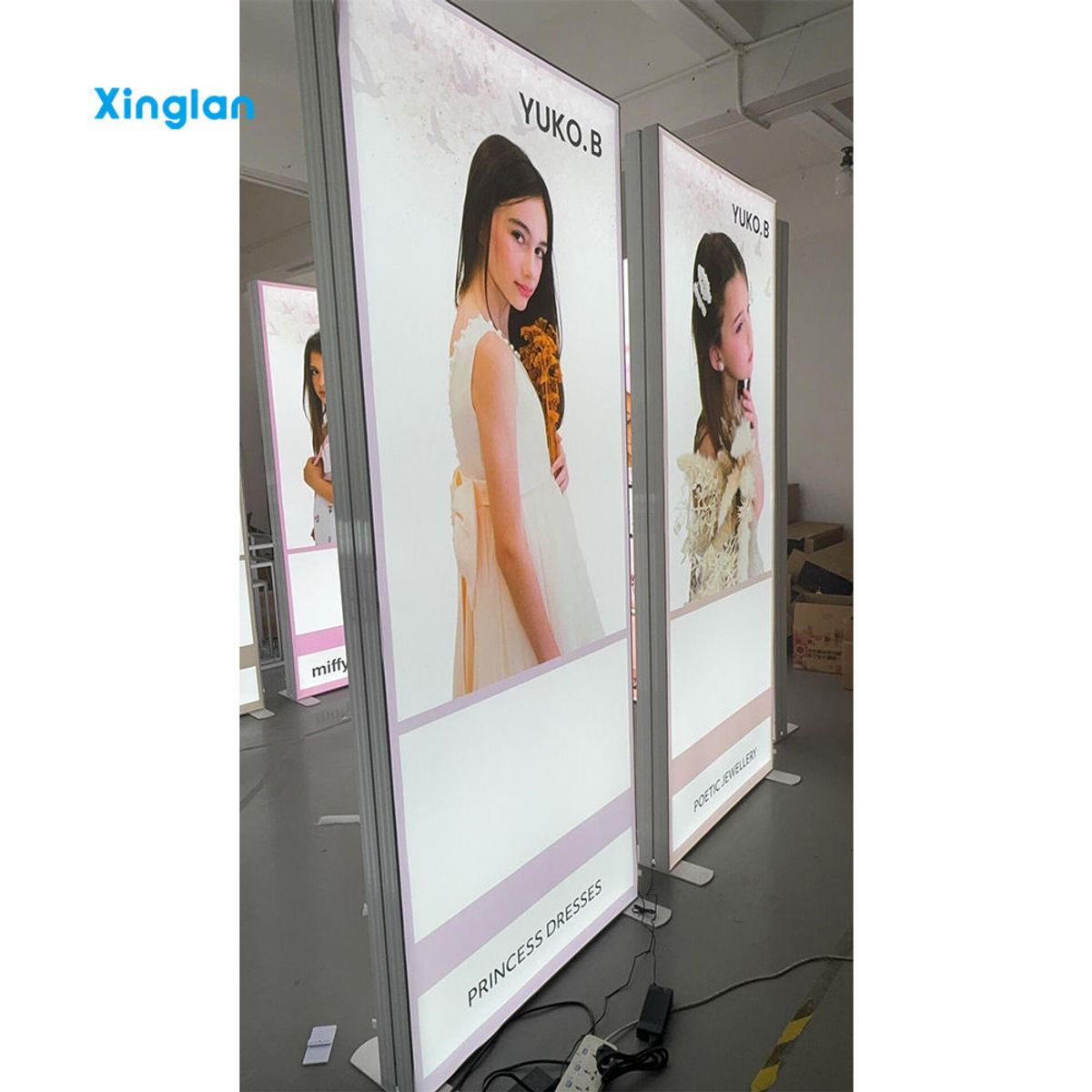 High Brightness Foldable Aluminum Frame SEG Lightbox Custom LED Backdrop Wall Outdoor Trade Show Display Booth