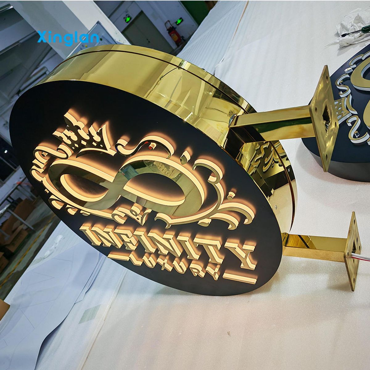 Factory Direct LED Front LitLetters Metal Acrylic Luminous Sign CustomIlluminated Words for Retail Salon Outdoor Brand Promotion