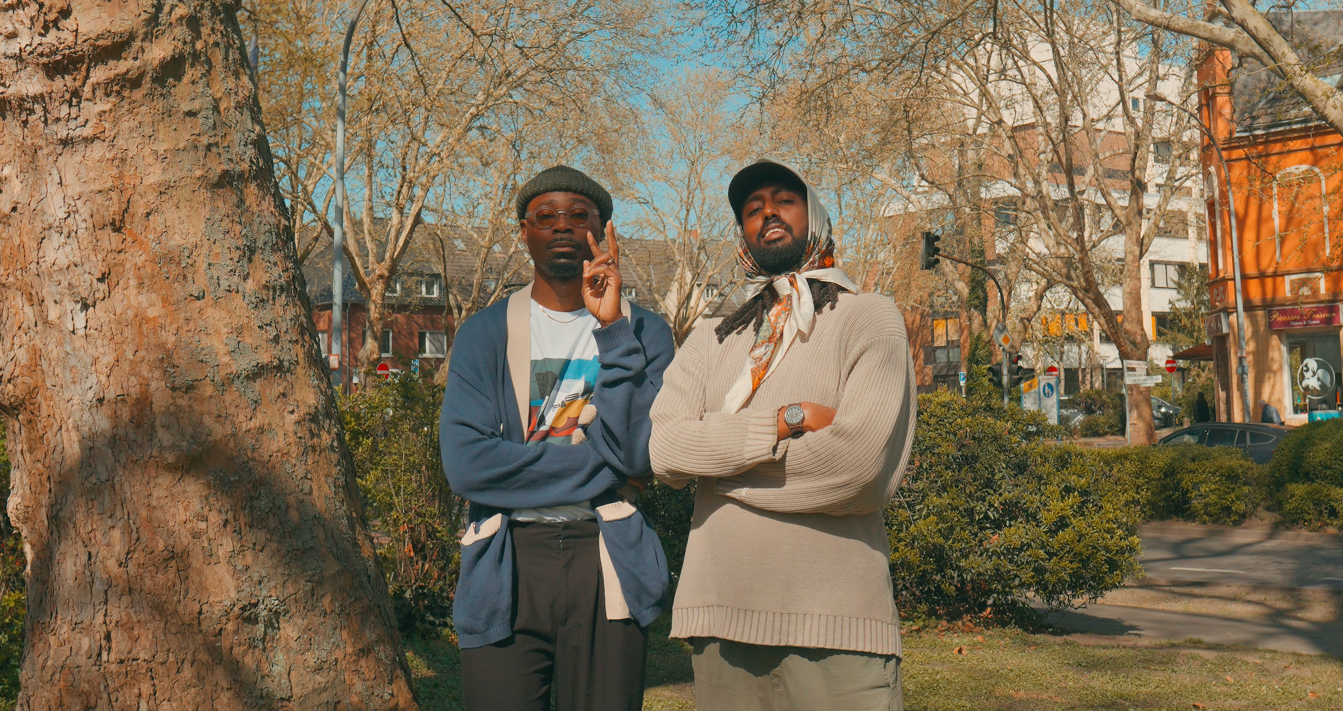 Cover image for Heno. & Mad Keys Are Talking Through It on Liner Notes