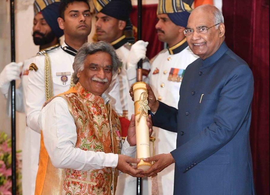 Padmashree Dr. Rajnikant receiving the prestigious Padmashree award from the President of India