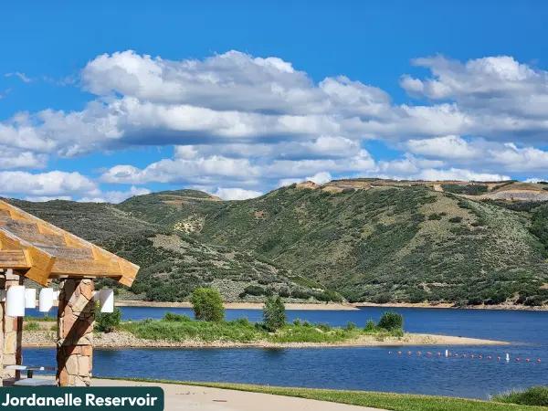 A photo of Jordanelle Reservoir in Wasatch County, a dog-friendly swimming spot near Salt Lake City, located in Jordanelle State Park, offering various outdoor activities
