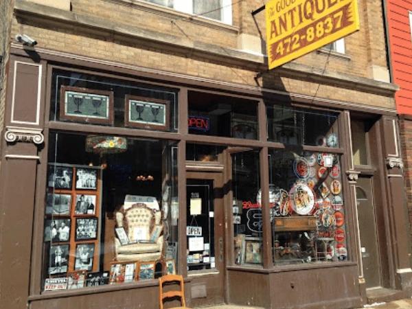 The front of The Good Old Days, a dog-friendly antique store near Roscoe Village, Chicago which offers a dog-friendly shopping experience