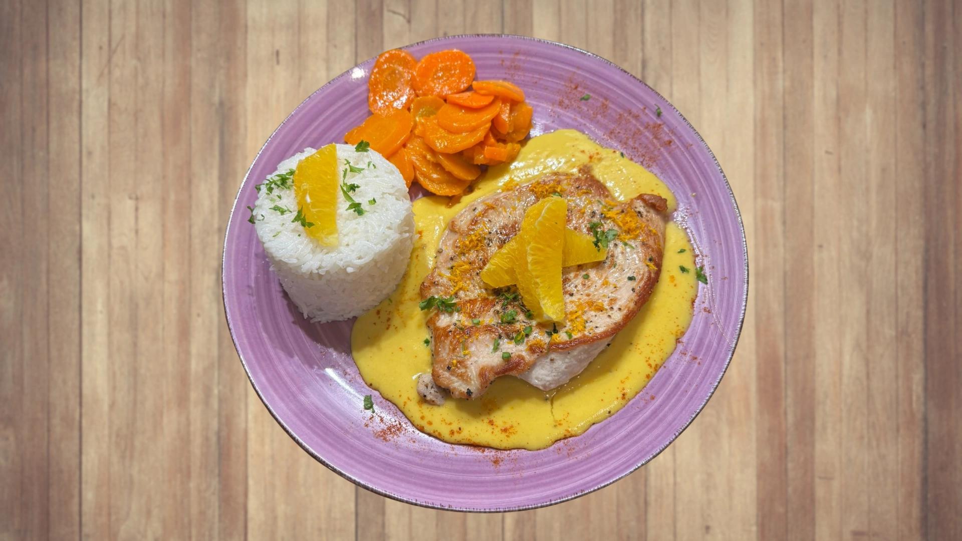 Hähnchensteak in Orangen-Rahmsauce