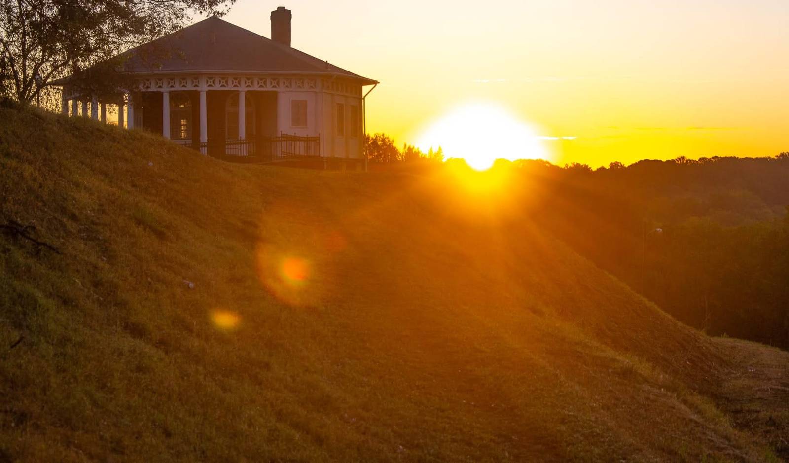 Chimborazo Park Round House at sunset