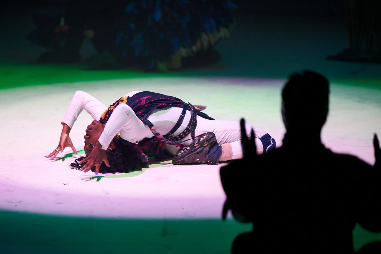 Photo by Chris Ashworth