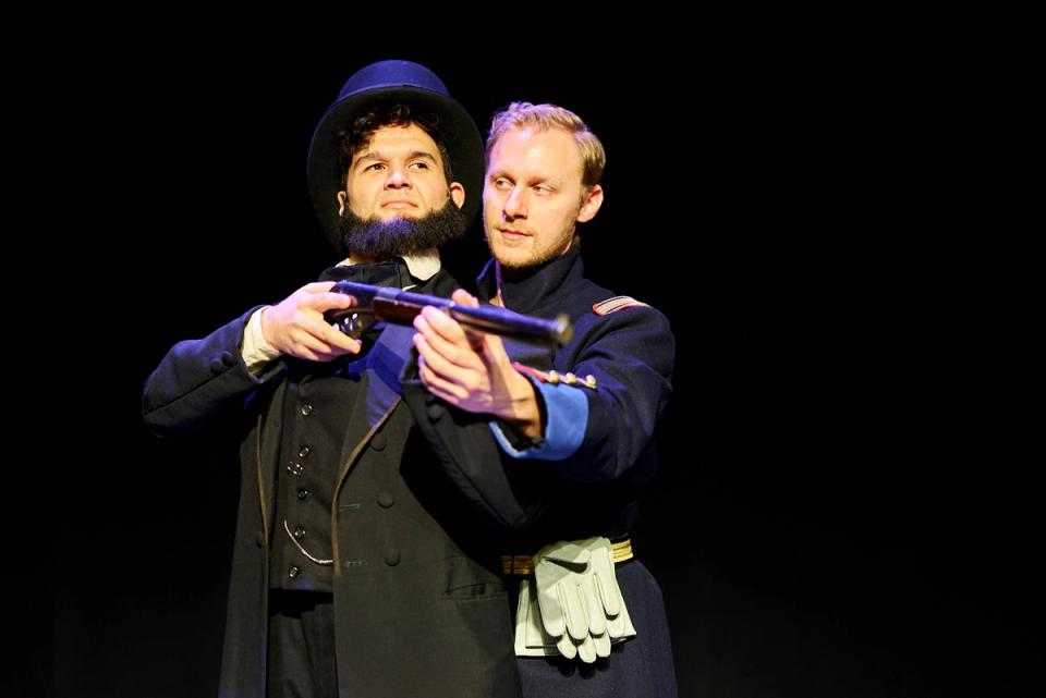 Yours Forever, Lincoln