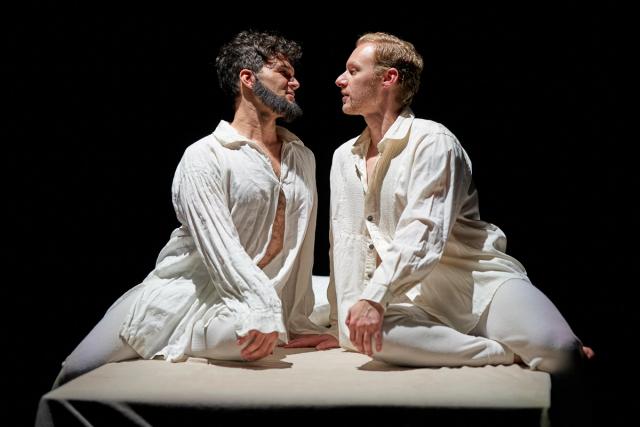 Yours Forever, Lincoln