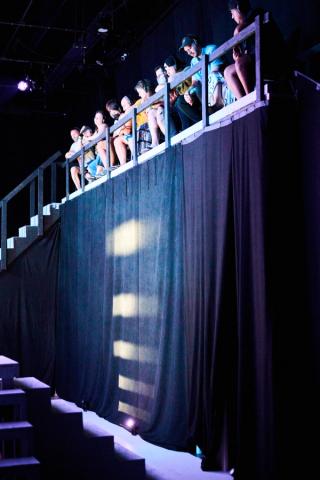 OVER / UNDER - Solo - Photo by Chris Ashworth