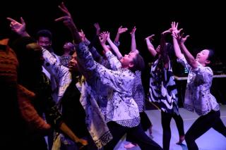 Rise & Shine - photo by Chris Ashworth