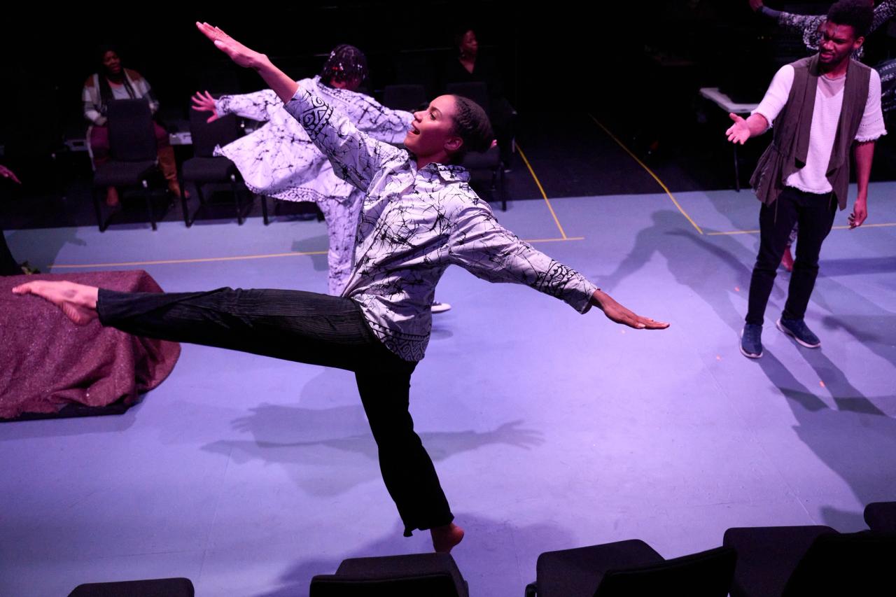 Rise & Shine - photo by Chris Ashworth