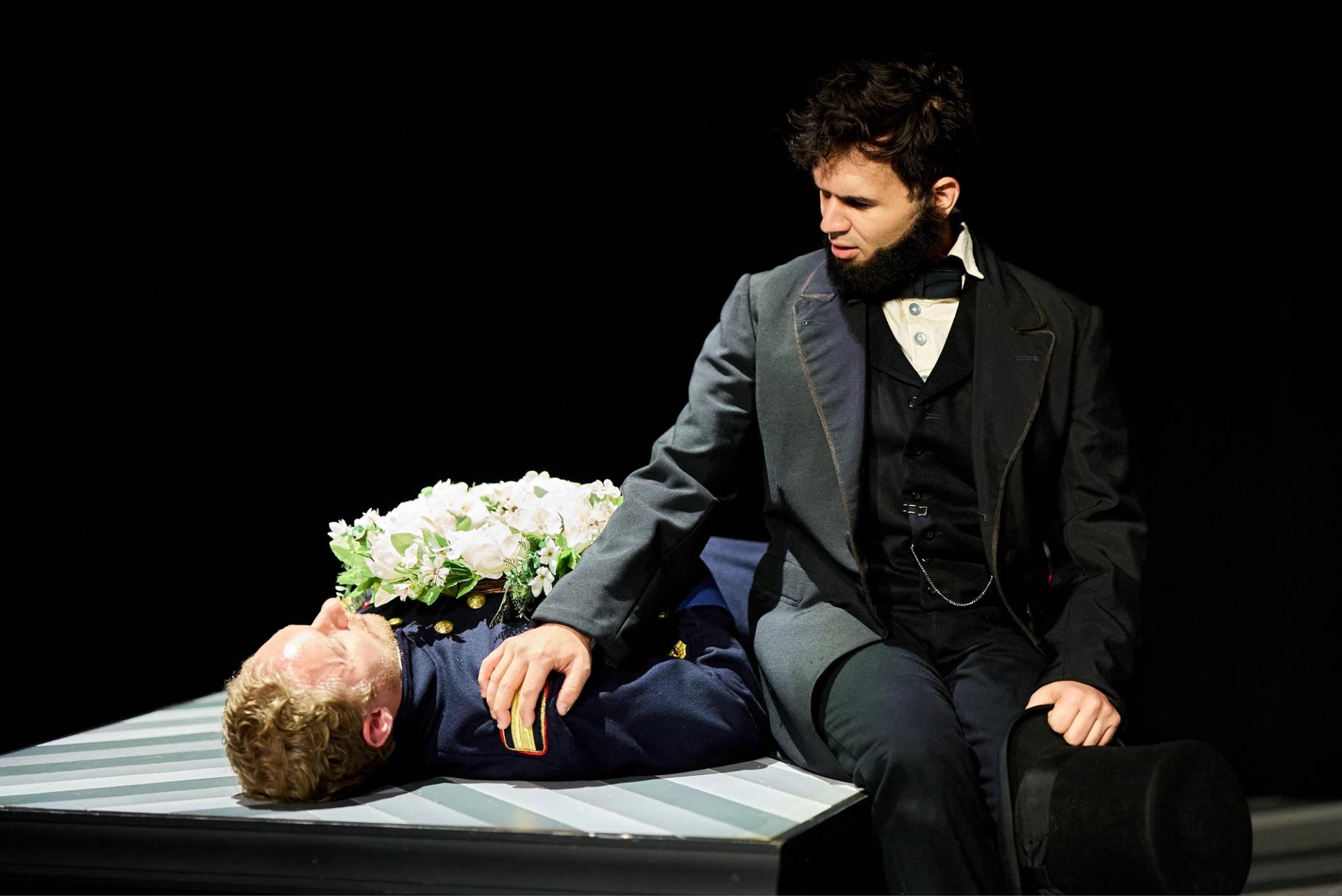 Yours Forever, Lincoln