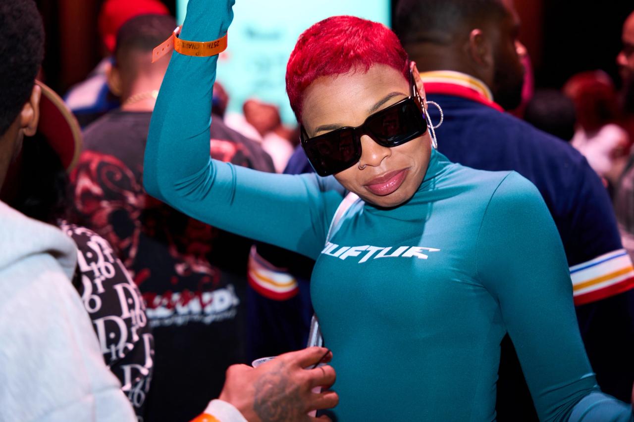 Audience in the lobby.