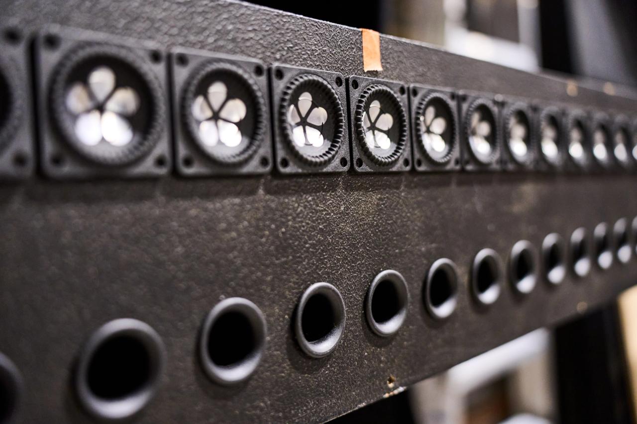 Wave field synthesis speakers.