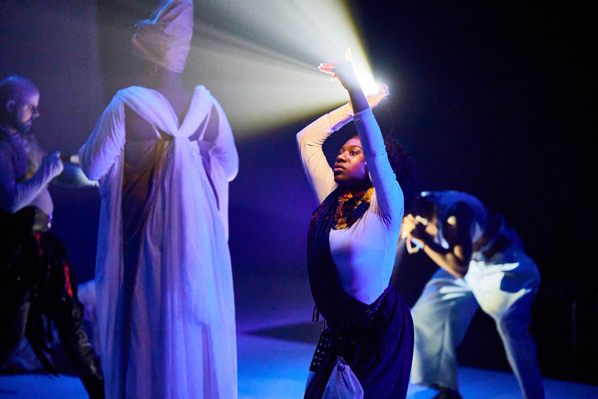 Photo by Chris Ashworth