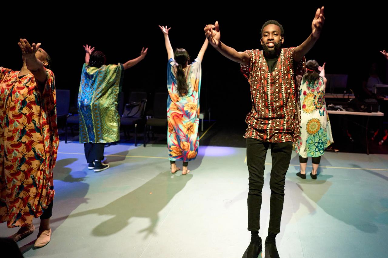 Rise & Shine - photo by Chris Ashworth