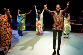 Rise & Shine - photo by Chris Ashworth