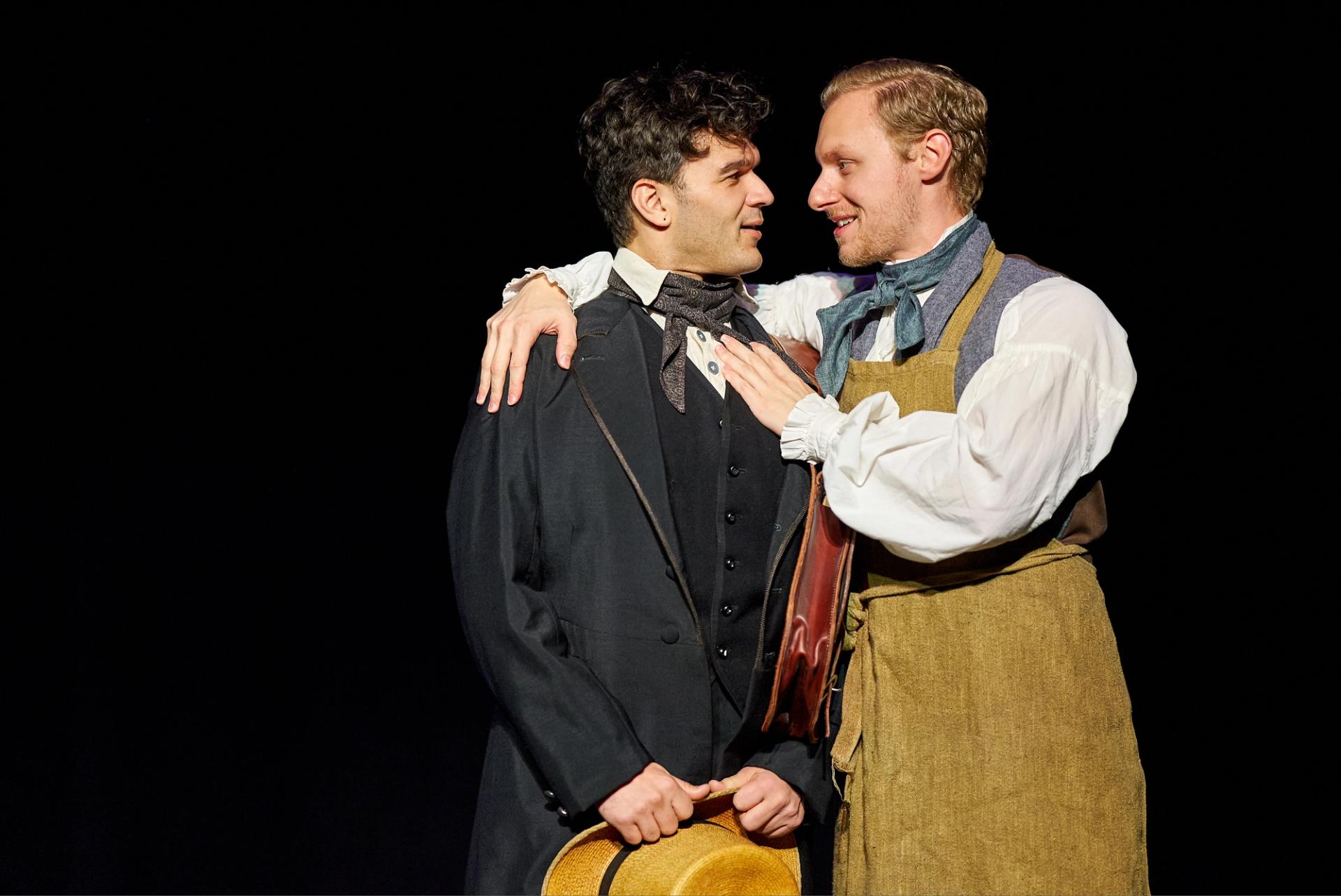 Yours Forever, Lincoln