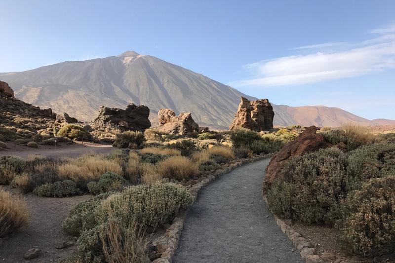 Atardecer y estrellas en el Teide