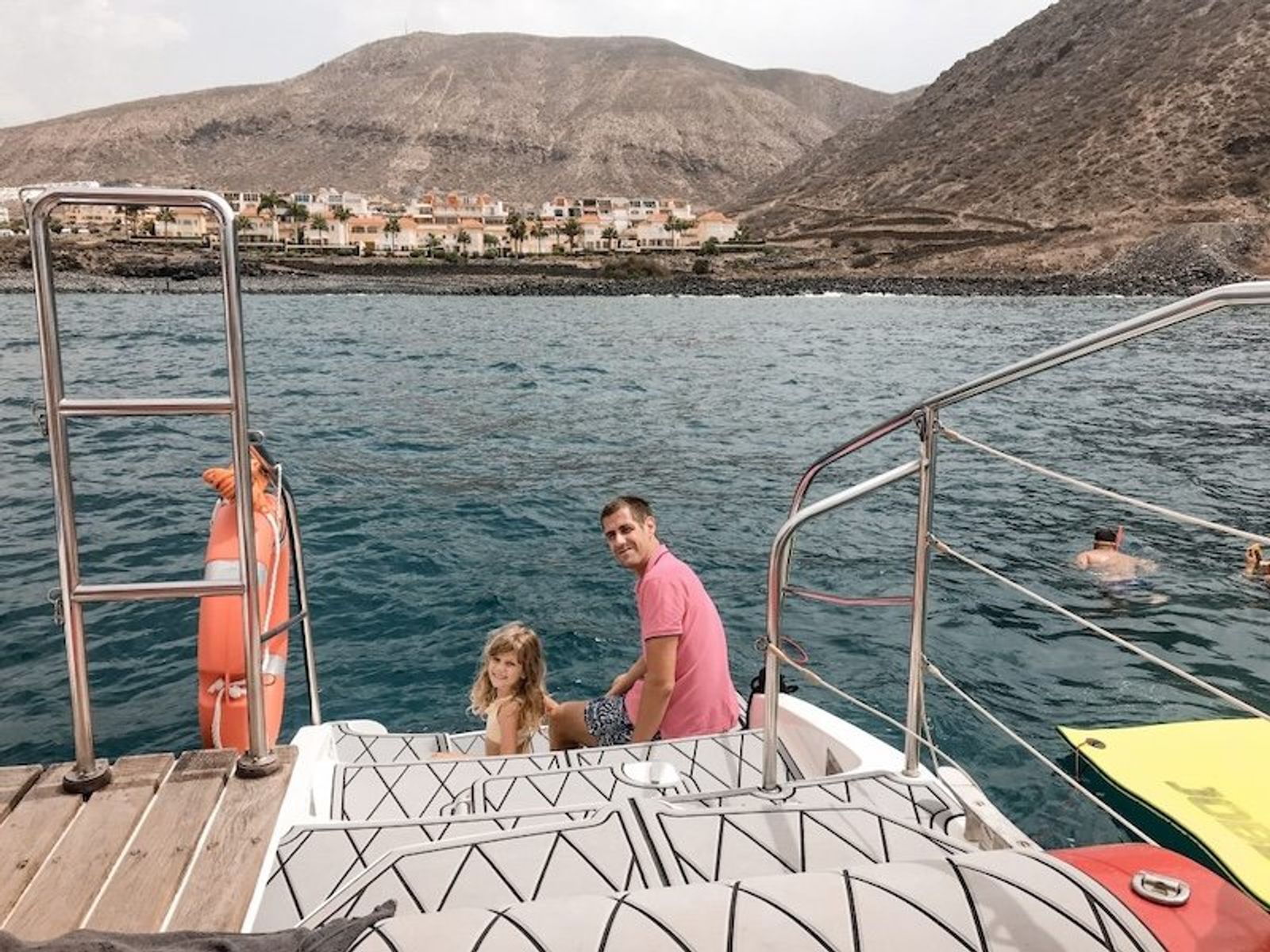 Tour de avistamiento de ballenas y delfines en catamarán en Tenerife
