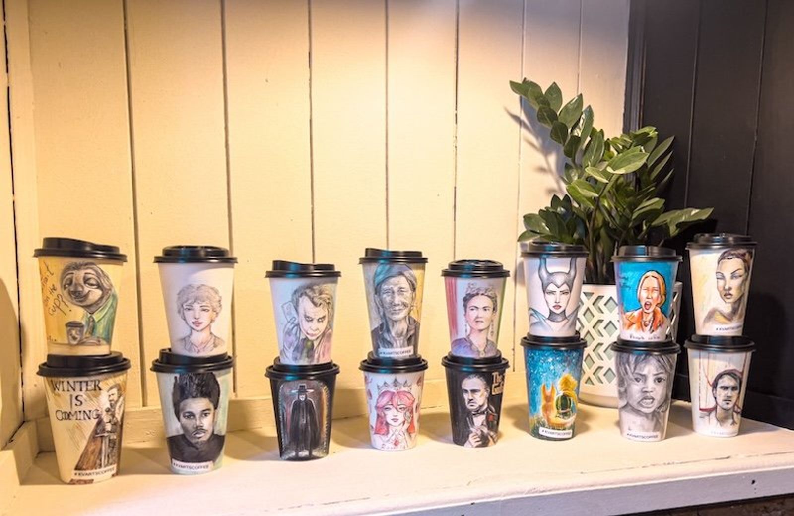 Kvarts Coffee, café con mucho arte en Tiflis