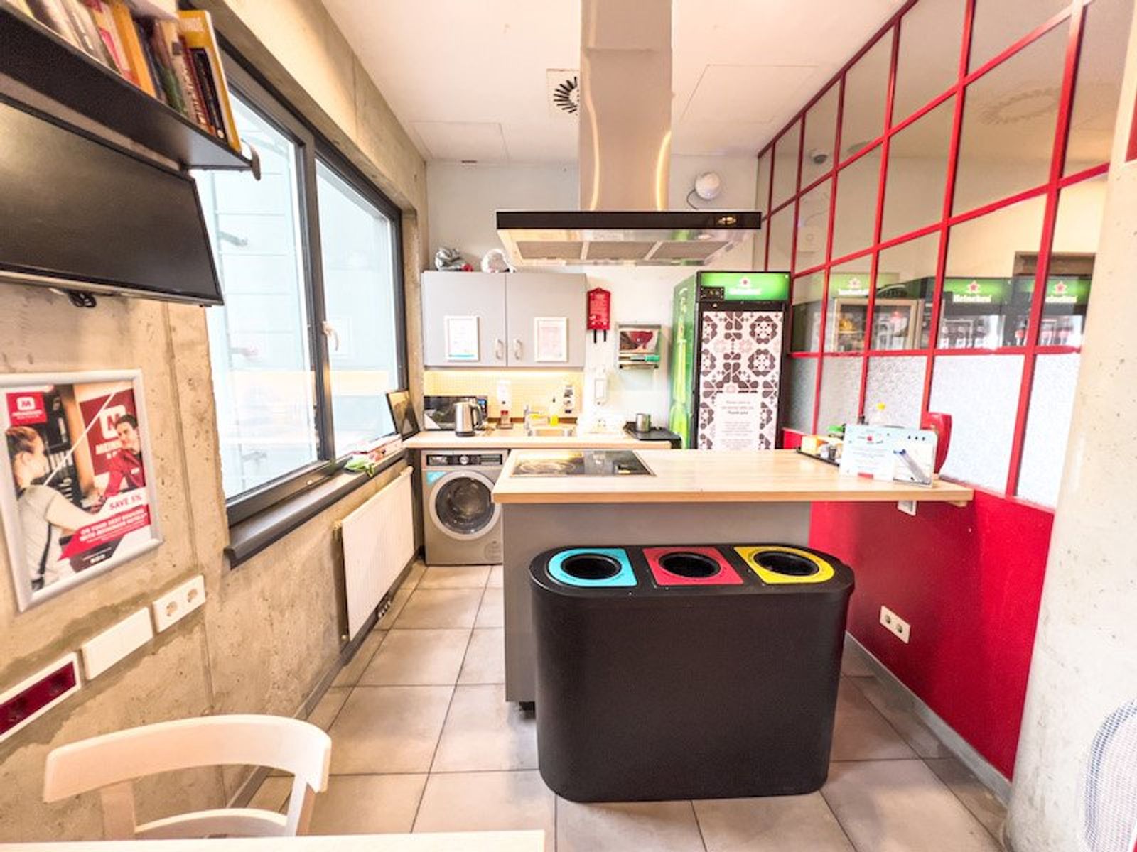 Cocina compartida en el Meininger Hotel Vienna Downtown Franz