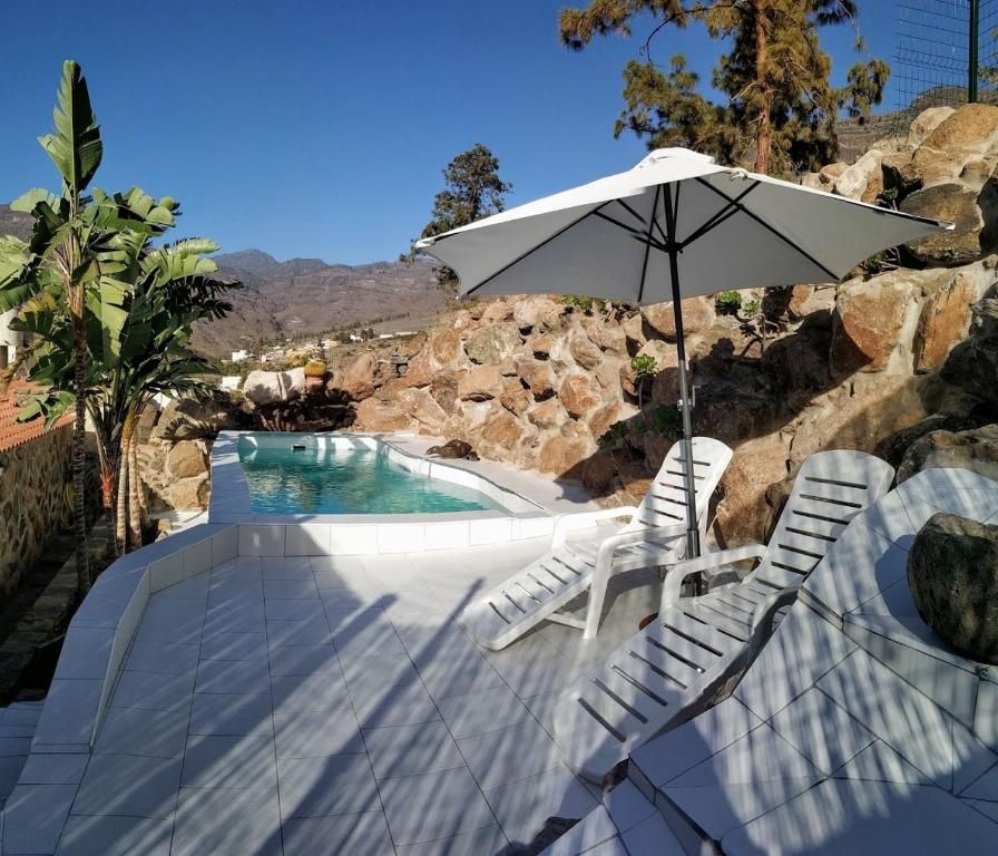 Casa Rural Los Pinos en Mogán, con piscina al aire libre