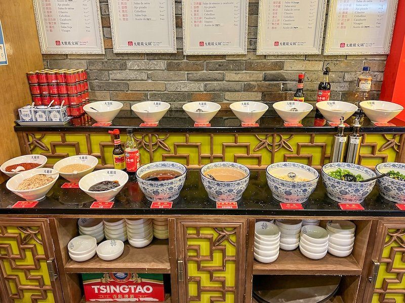 Comemos en Da Long Yi Hotpot, el primer hot pot en Bilbao