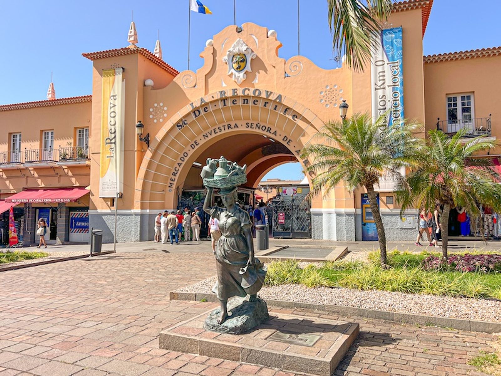 Mercado de Nuestra Señora de África en Santa Cruz 