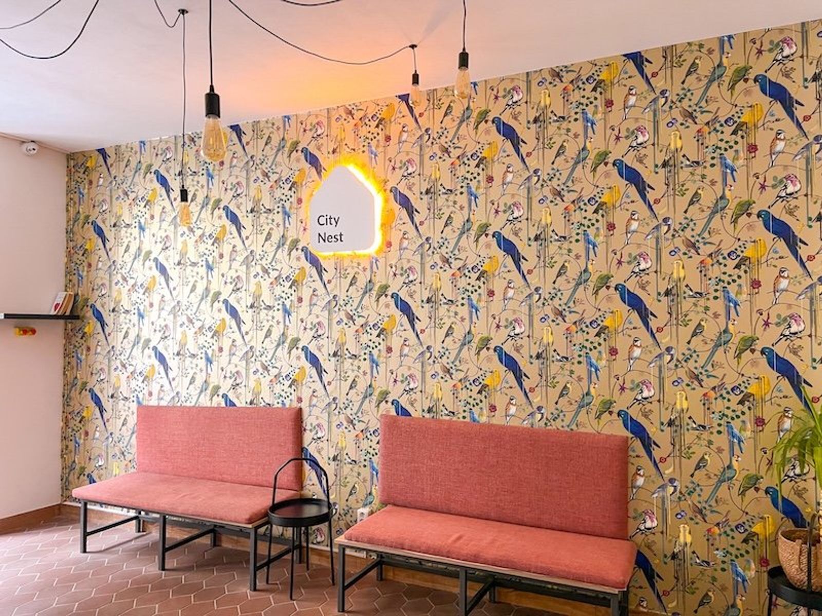 Hall del edificio de City Nest Apartments 