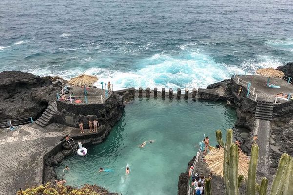 Piscinas naturales del Charco Azul en San Andrés y Sauces, La Palma