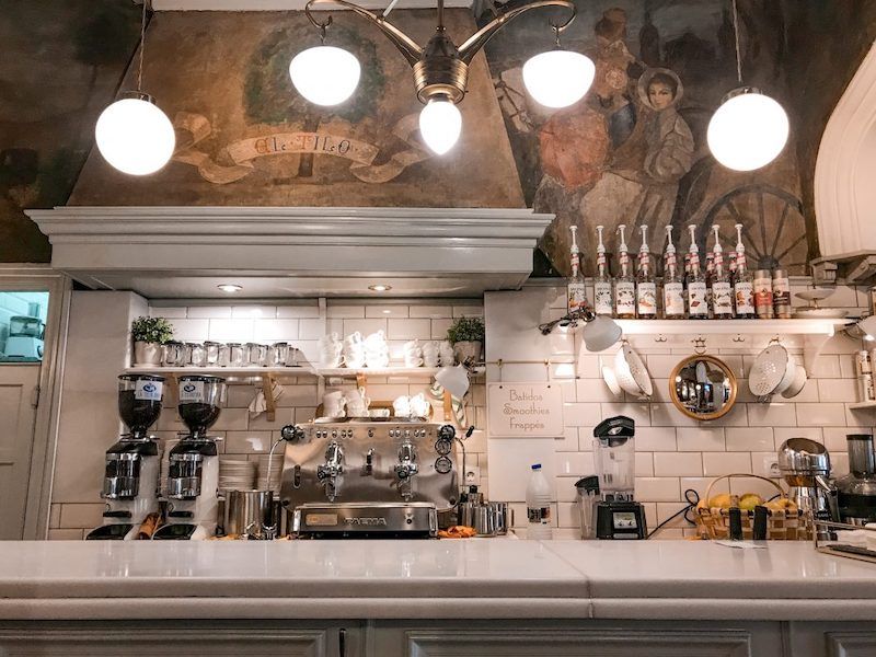 Rincón del salón de té El Tilo de Mami Lou