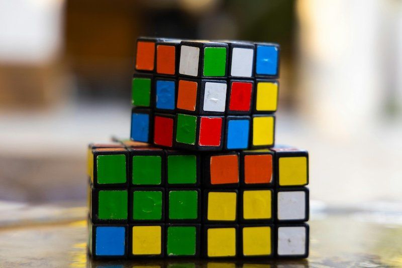 Los húngaros inventaron el cubo de Rubik