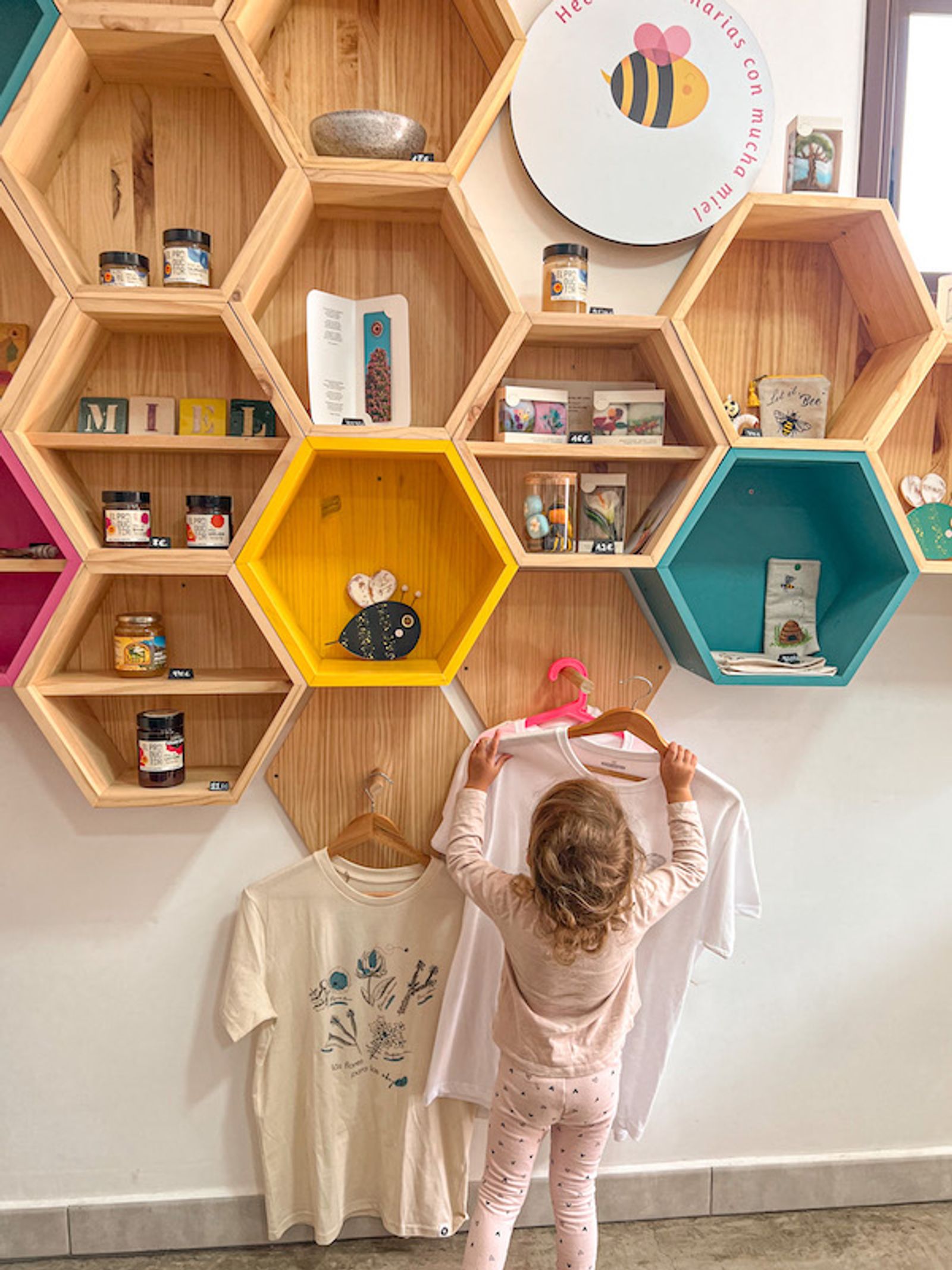 Tienda en la Ecoalpispa 