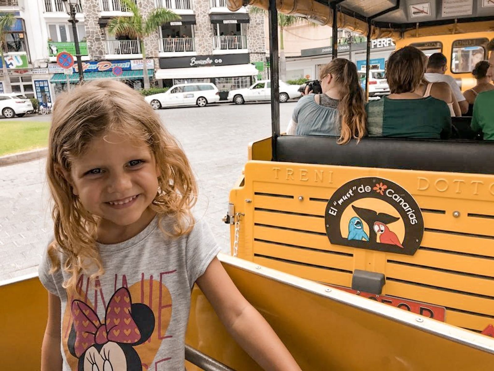 Tren gratuito de Loro Parque por Puerto de la Cruz