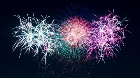 立川まつり花火大会2026 7月25日開催! チケット7/1発売、5000発