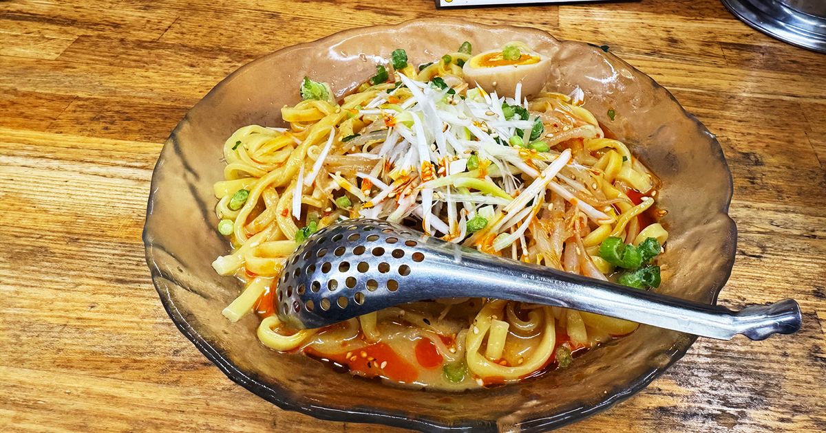 看板に店名なし？ 武蔵境「ラーメン翔」で食べる冷やし担々麺