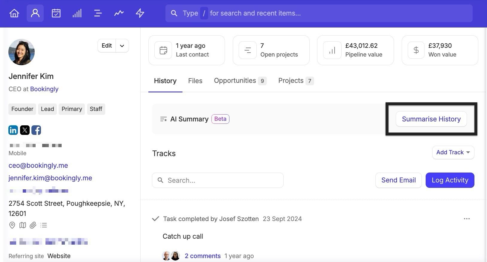 botón resaltado para generar un resumen de IA de un contacto