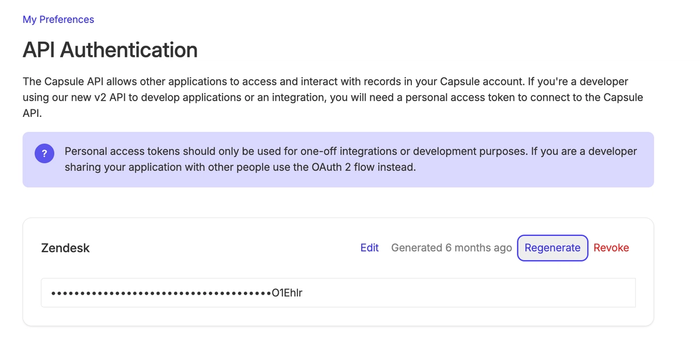 Área de tokens de API en Preferencias que muestra un token truncado resaltando la opción de regenerar