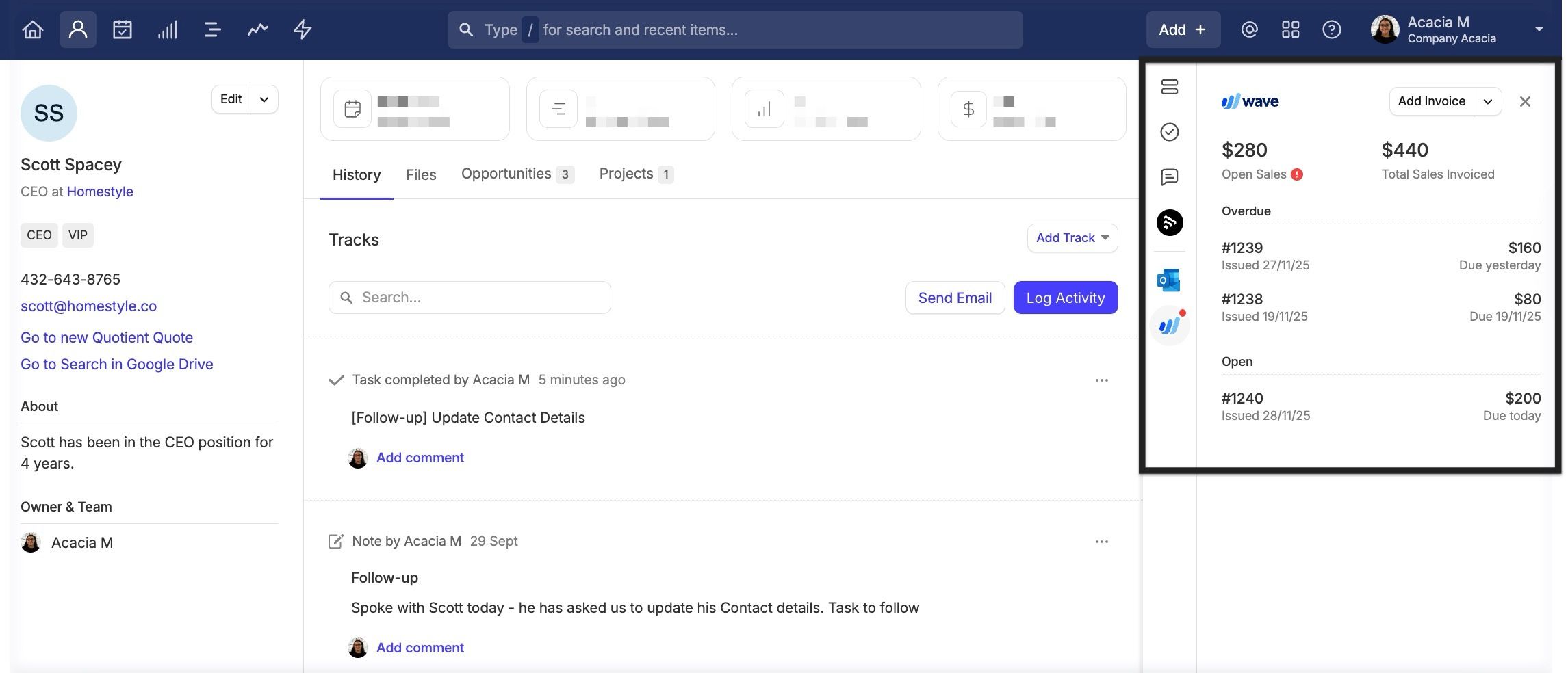 exemple de contact montrant le panneau latéral d'intégration de wave