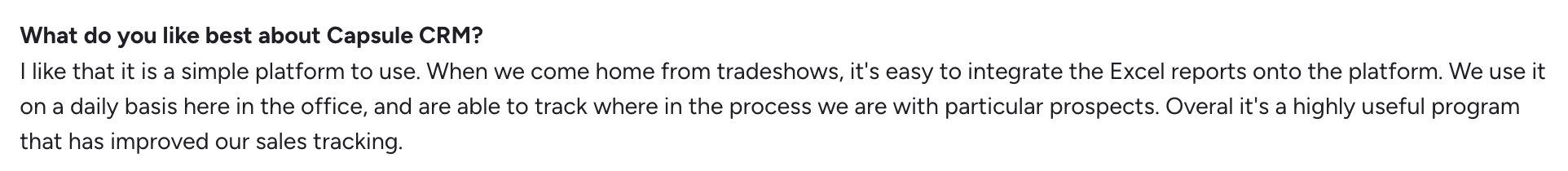 Review praising Capsule CRM for its simplicity, ease of Excel integration, daily use for prospect tracking, and improved sales.