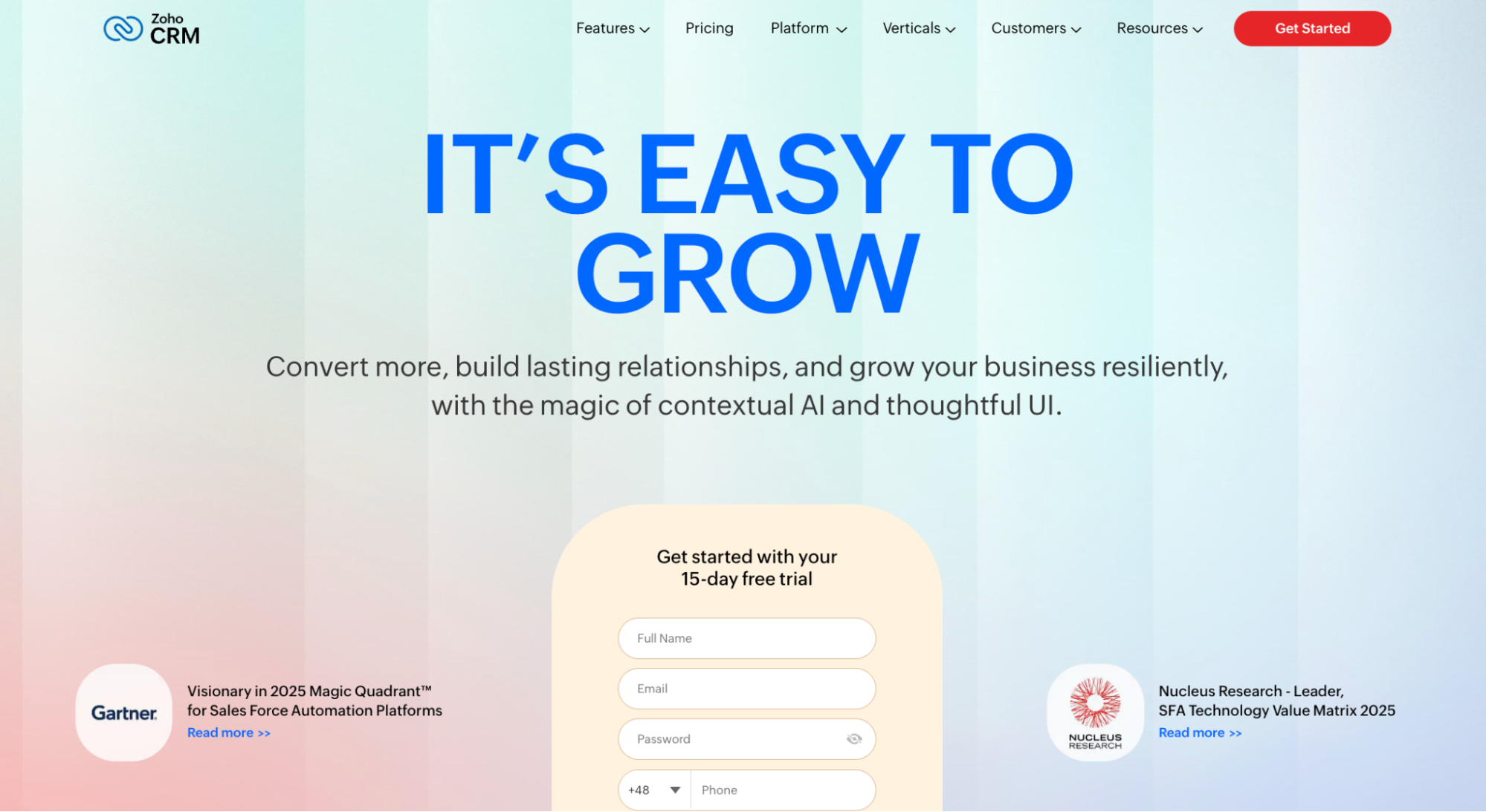 Zoho CRM landing page featuring the headline 'IT'S EASY TO GROW', a free trial sign-up form, and industry recognition.