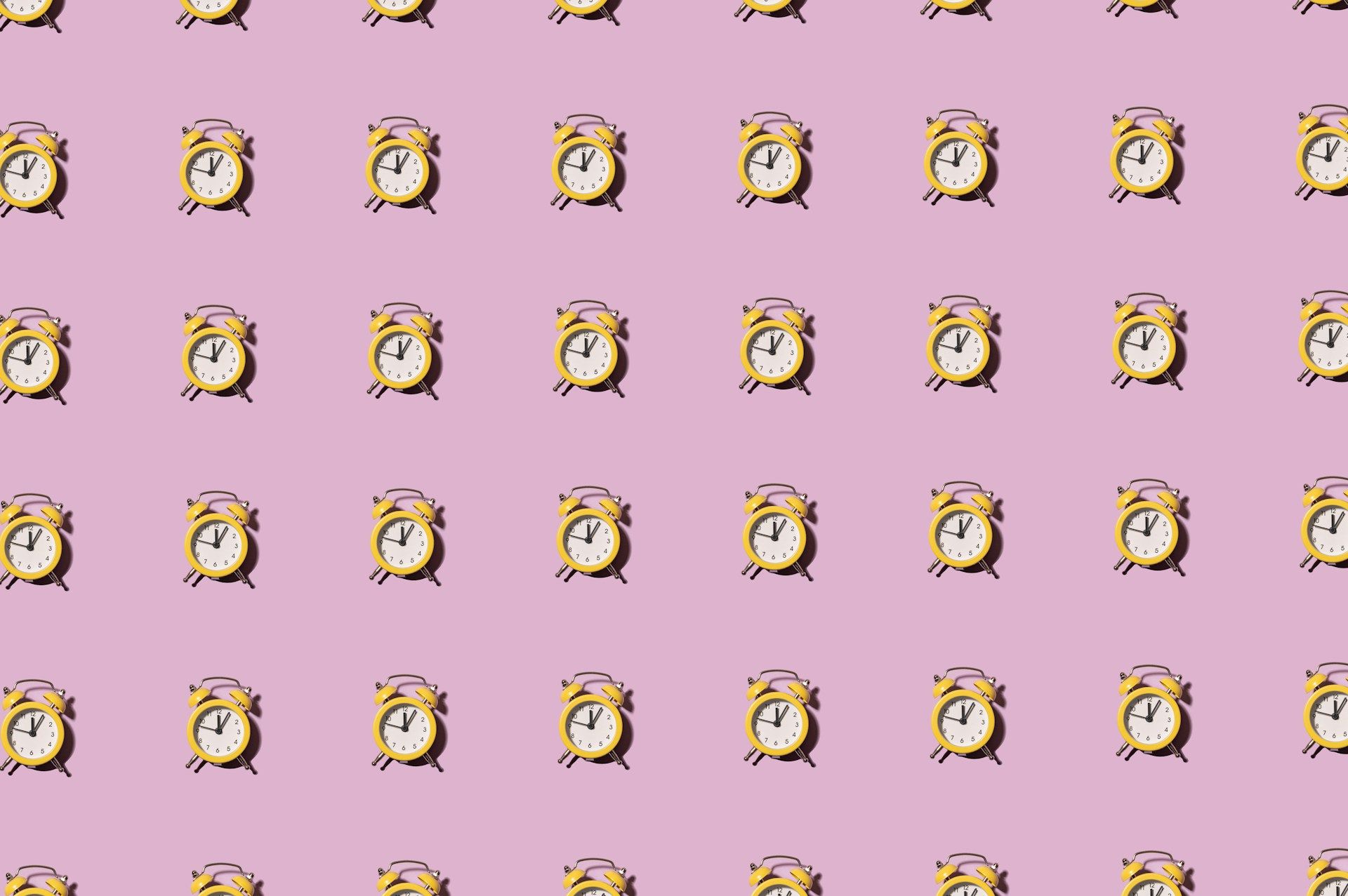 What is the best time to post on LinkedIn?