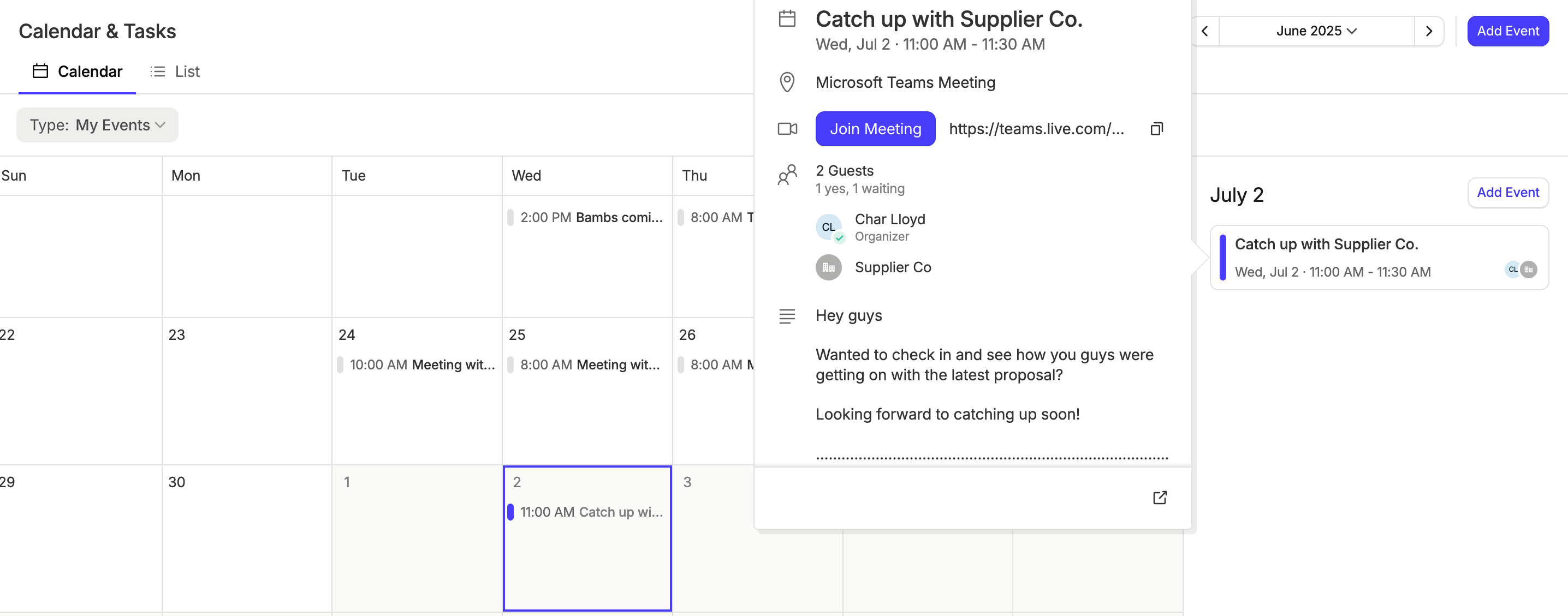 Vista de calendario que muestra eventos de la integración con el calendario de Outlook y un enlace de reunión de Teams para unirse a la llamada