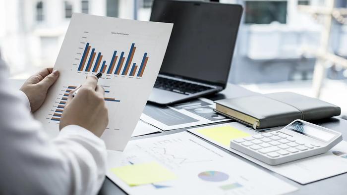 sales report metrics