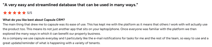 5-star customer review for Capsule CRM, describing it as an easy, streamlined database with useful email notifications.