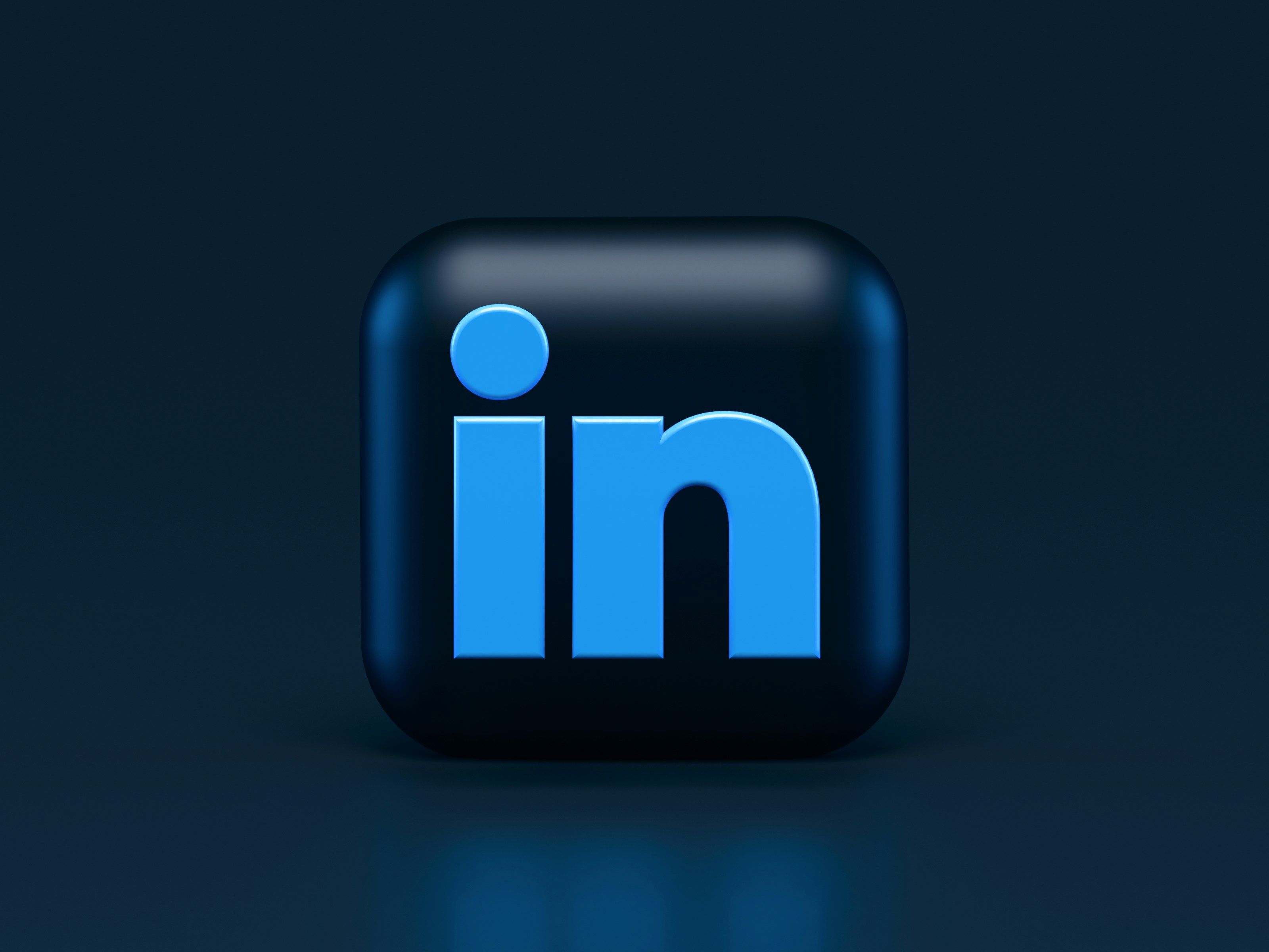 How to generate B2B leads on LinkedIn