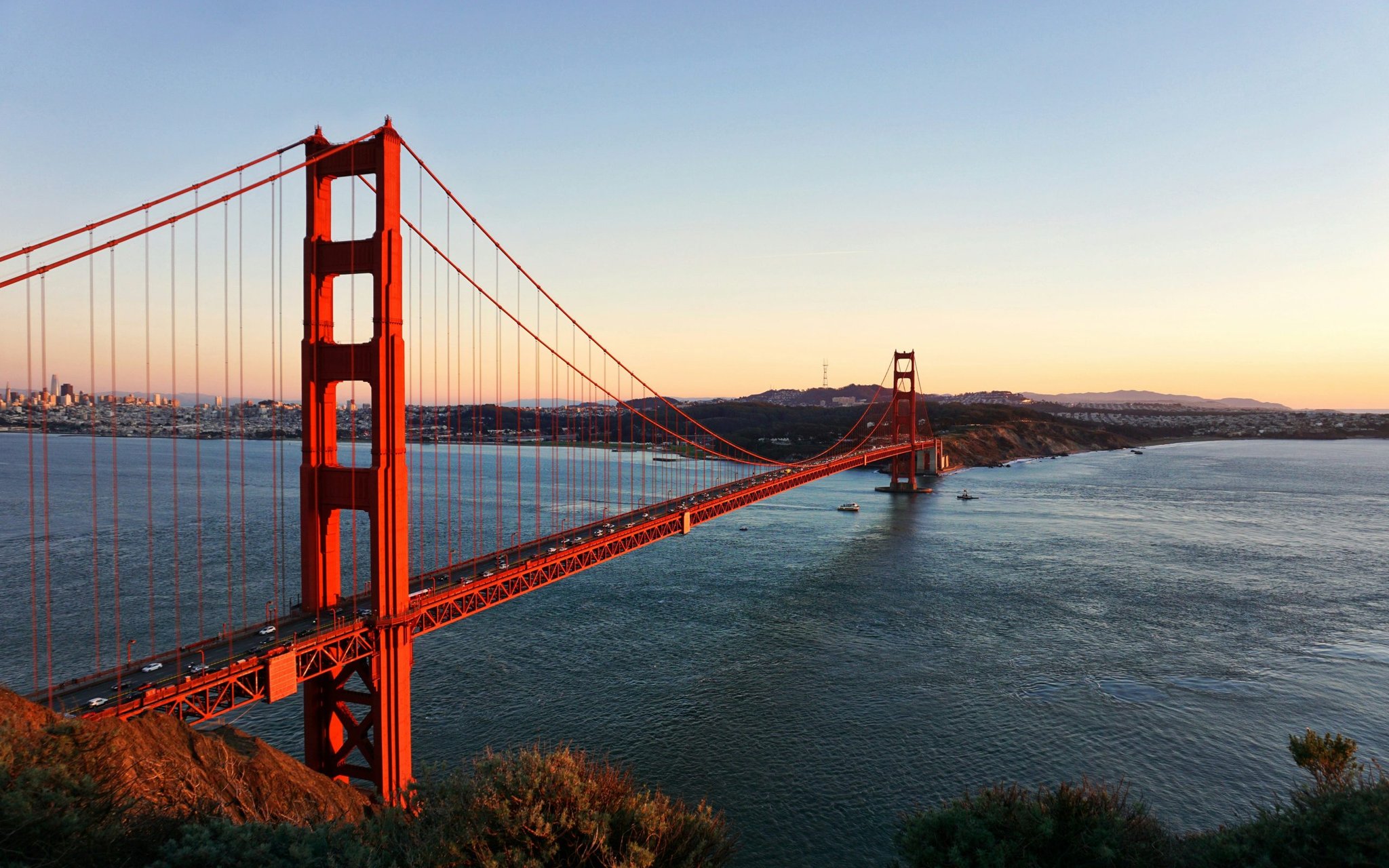 Golden Gate Bridge spanning San Francisco Bay