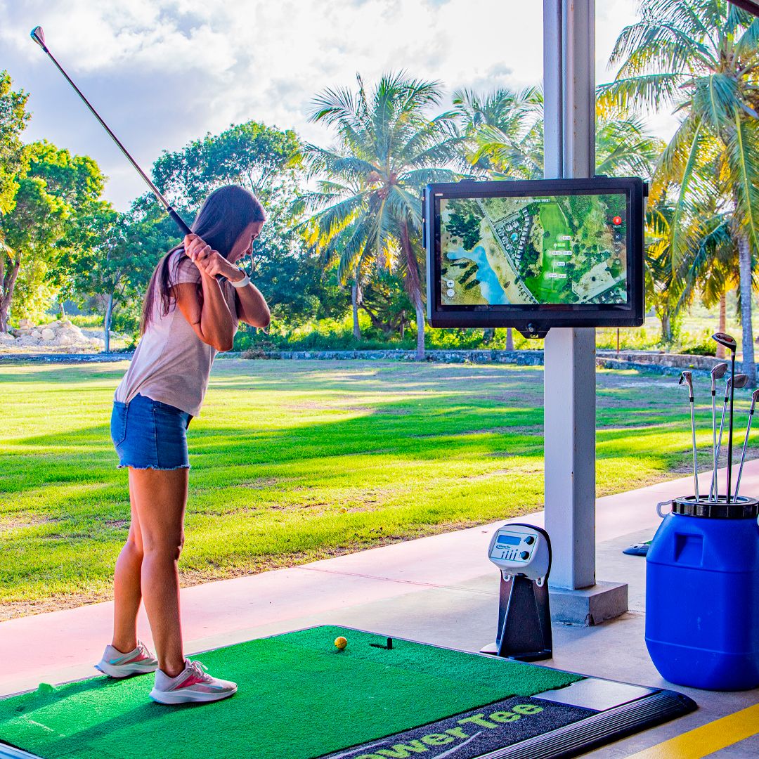 Pilates, vision board and golf event at Golf N Shots Punta Cana