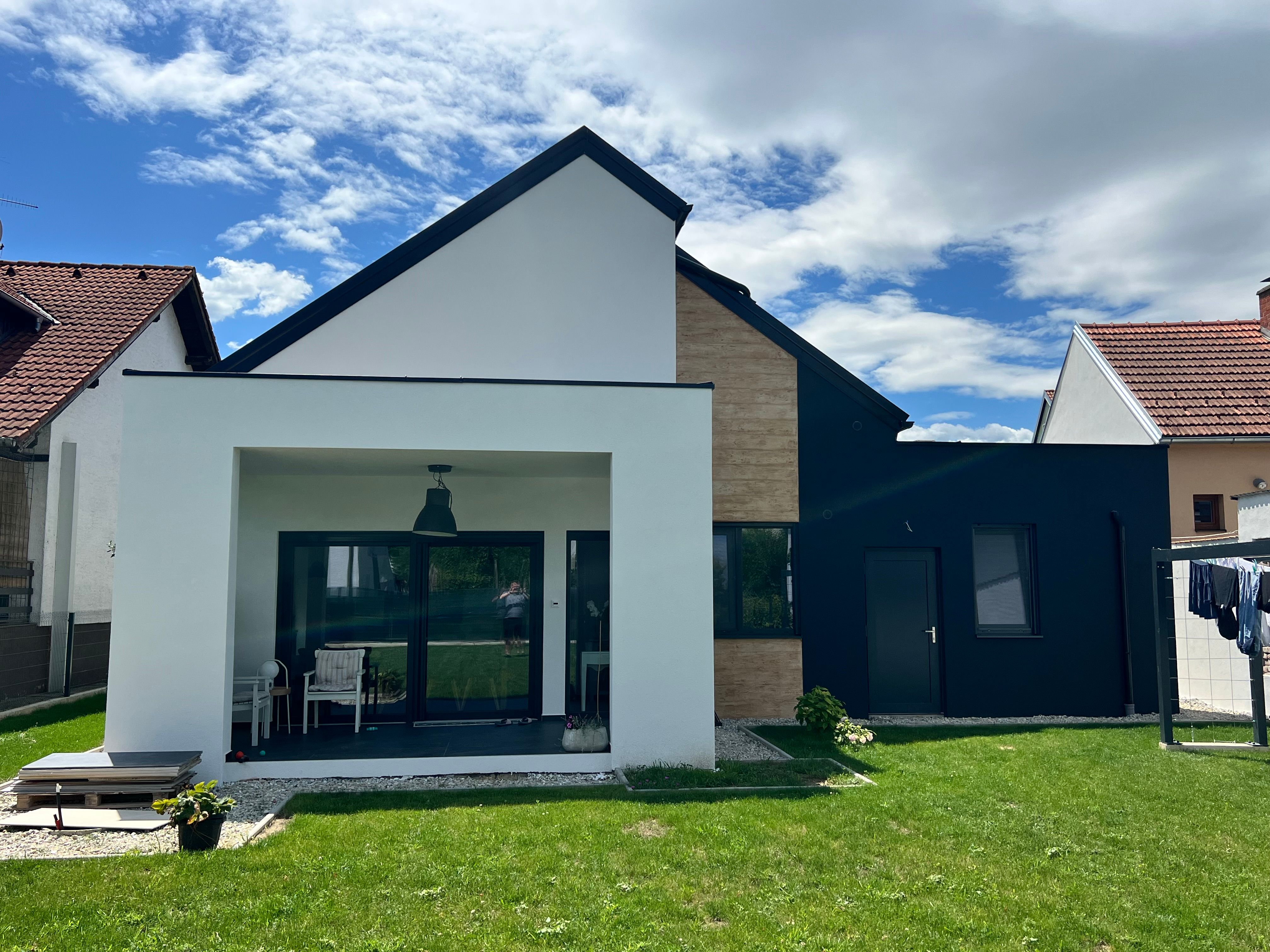 Obiteljska kuća Petričević - dvorište