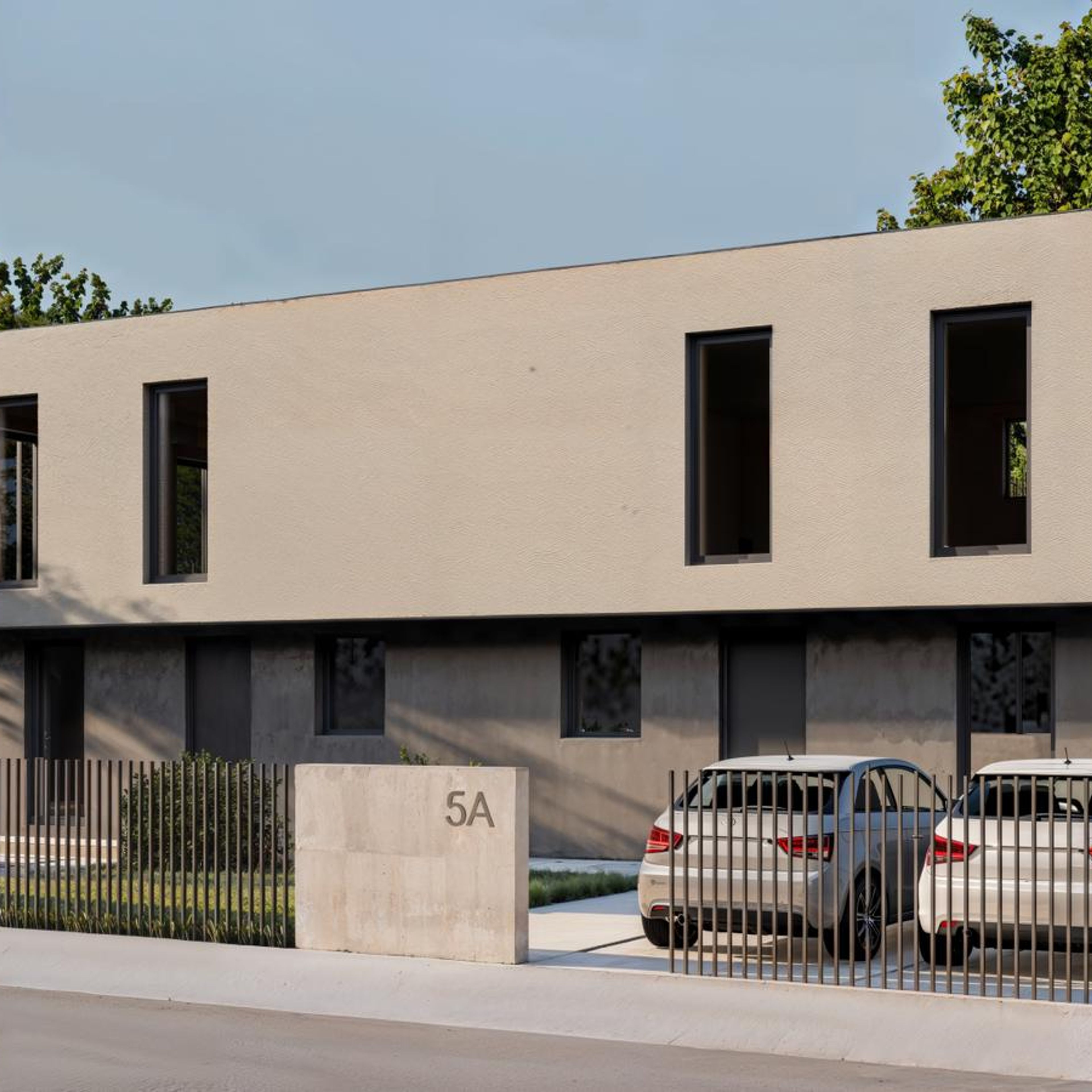 Dvojna kuća Majerje - istočno pročelje